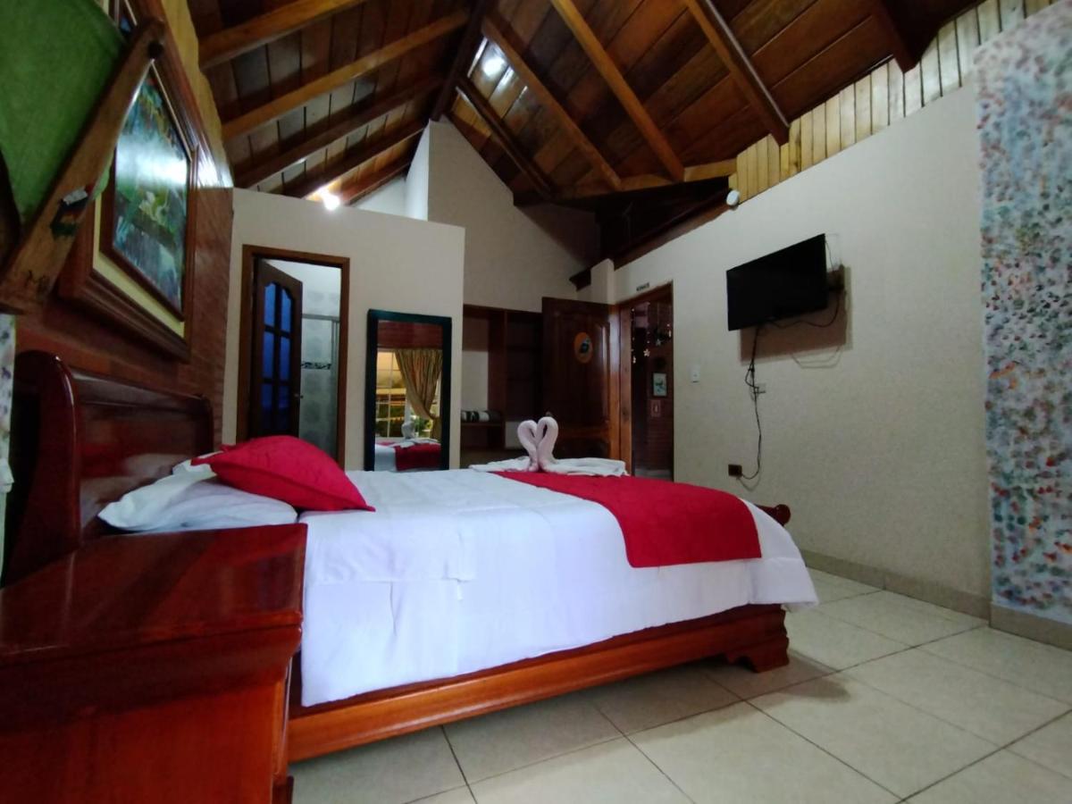 Casa Cultural Mindo Hotel Ngoại thất bức ảnh