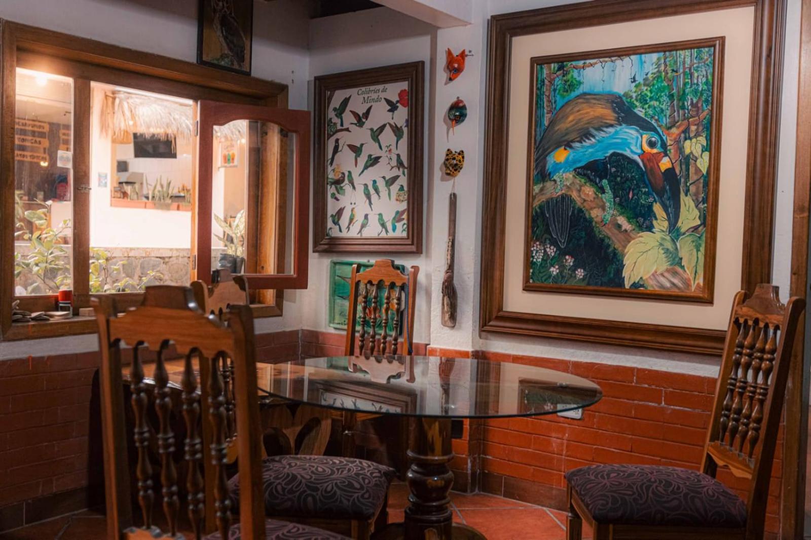 Casa Cultural Mindo Hotel Ngoại thất bức ảnh