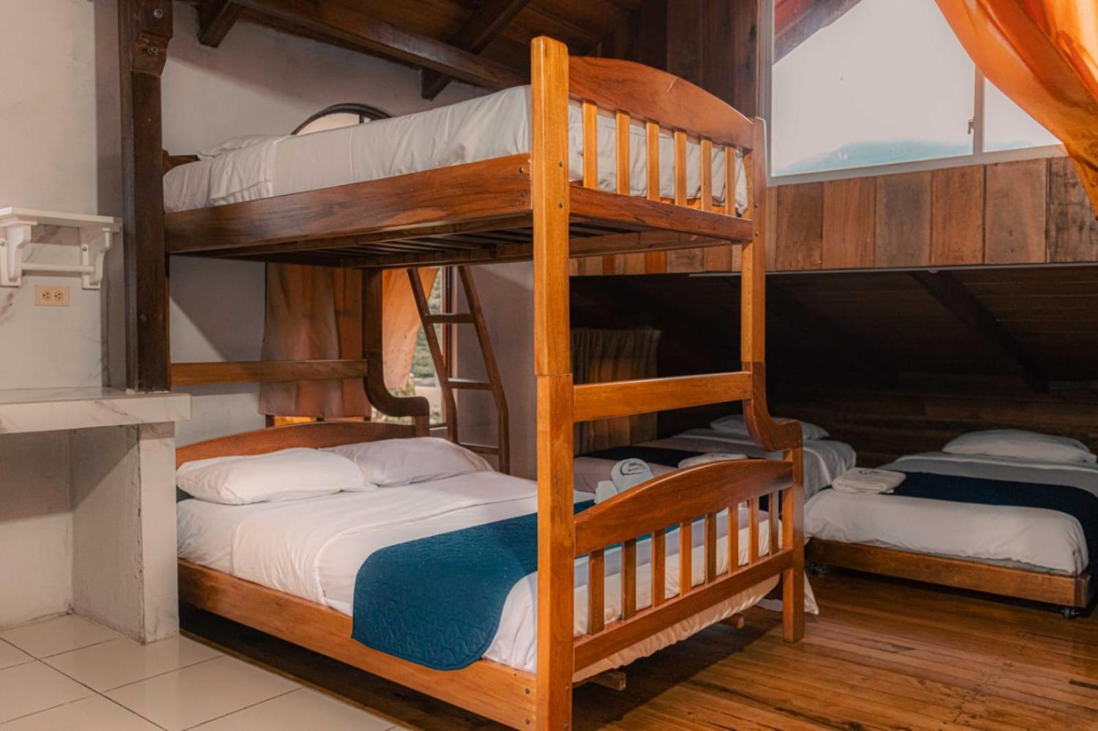 Casa Cultural Mindo Hotel Ngoại thất bức ảnh