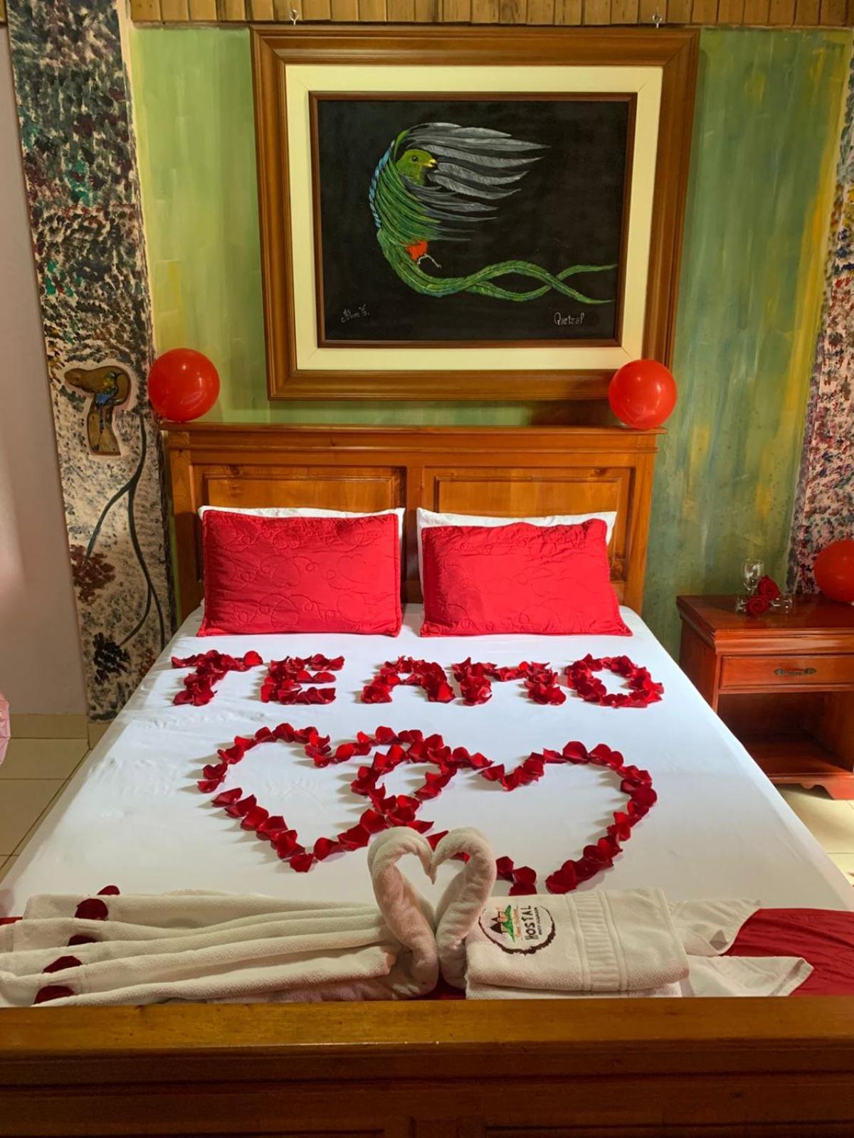 Casa Cultural Mindo Hotel Ngoại thất bức ảnh