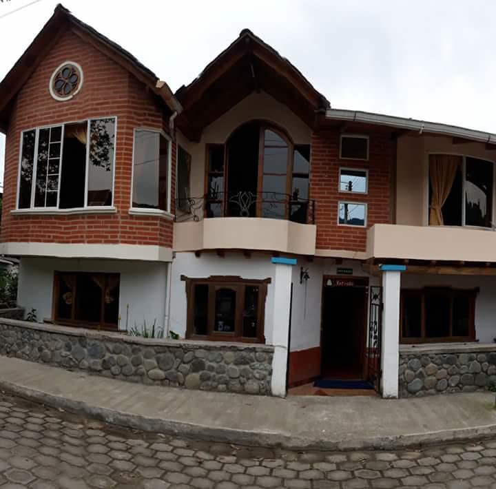 Casa Cultural Mindo Hotel Ngoại thất bức ảnh