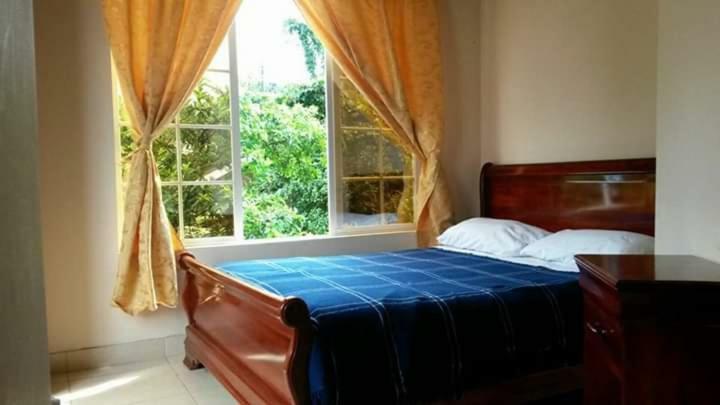 Casa Cultural Mindo Hotel Ngoại thất bức ảnh